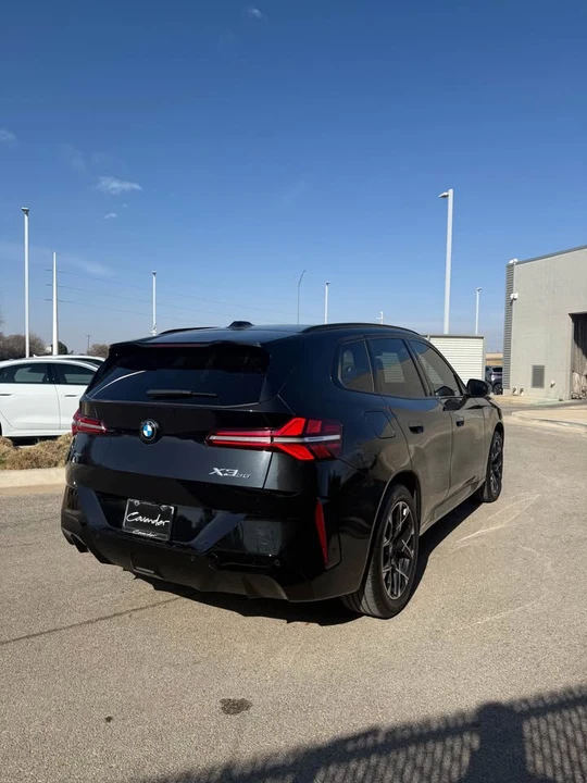 2025 BMW X3 - Image 9 of 10