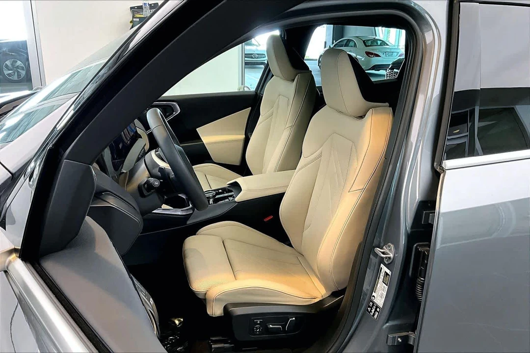 2025 BMW G08 X3 - Image 8 of 12