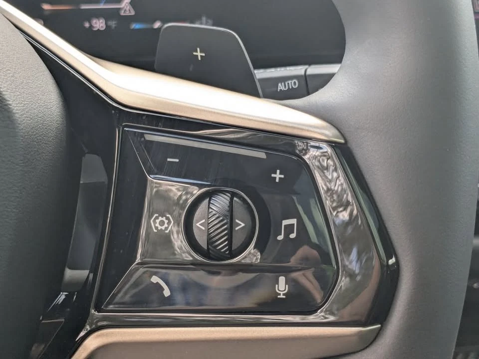 2025 BMW G08 X3 - Image 15 of 20