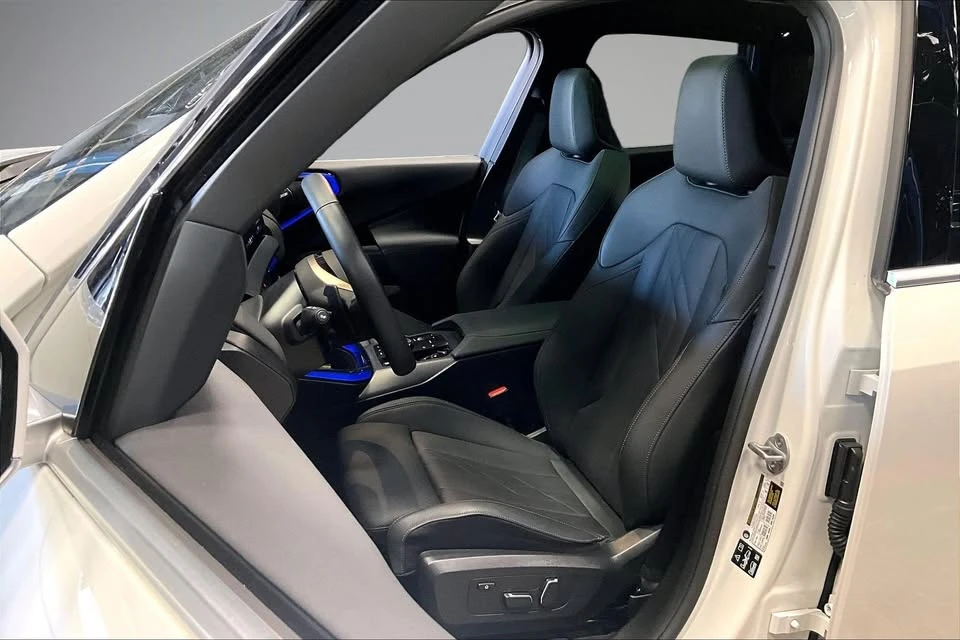 2025 BMW G08 X3 - Image 11 of 13