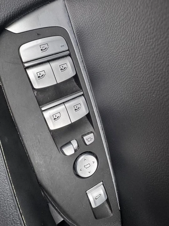 2025 BMW G02 X4 - Image 12 of 19