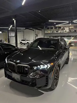 2025 BMW X5 M60i xDrive