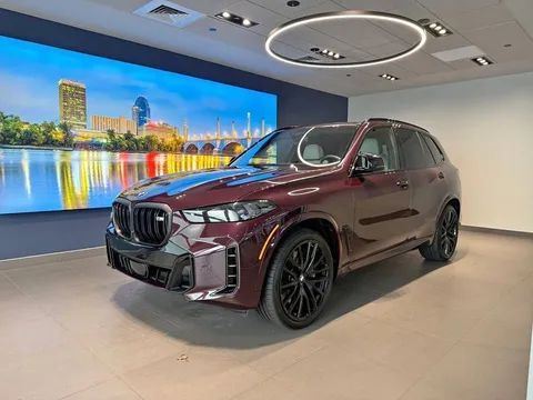 2025 BMW X5 M60i