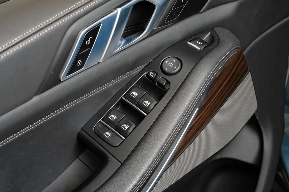 2025 BMW G05 X5 - Image 12 of 20