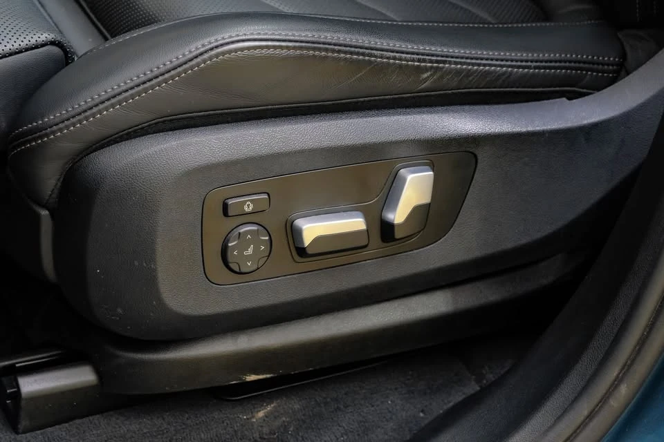 2025 BMW G05 X5 - Image 2 of 20