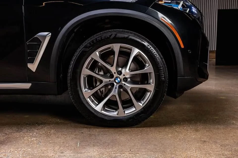 2025 BMW G05 X5 - Image 9 of 20