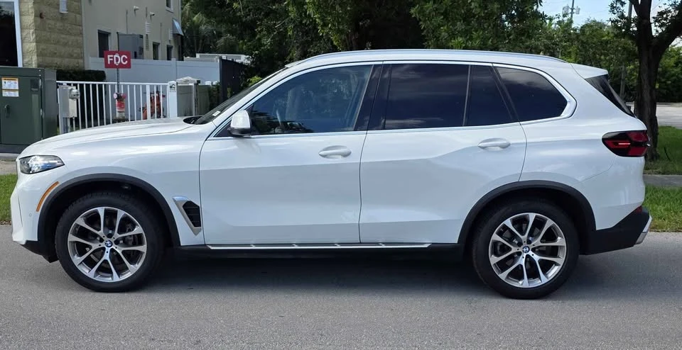 2025 BMW G05 X5 - Image 2 of 18
