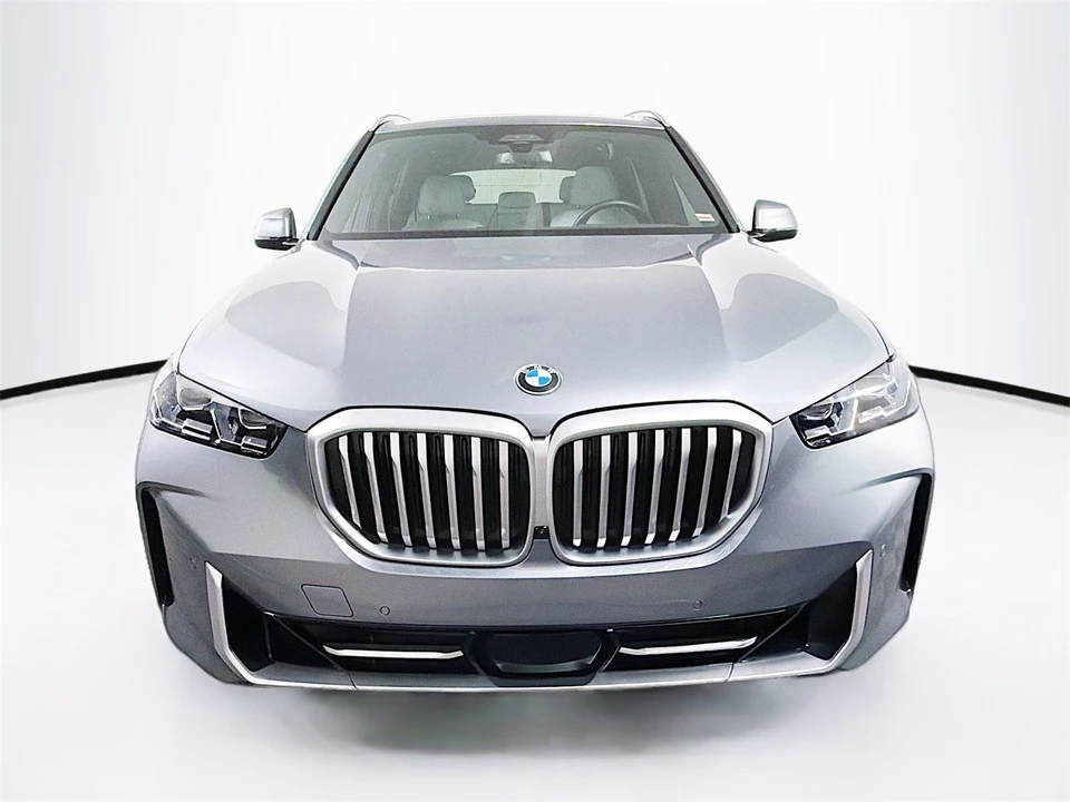 2025 BMW G05 X5 - Image 2 of 12