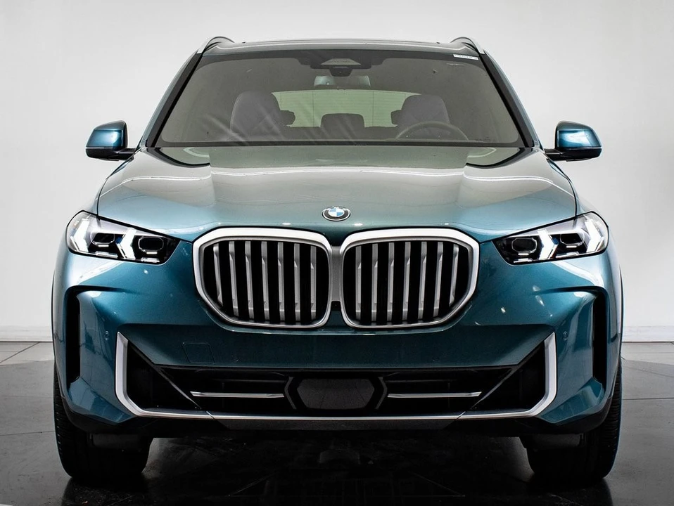 2025 BMW G05 X5 - Image 2 of 21