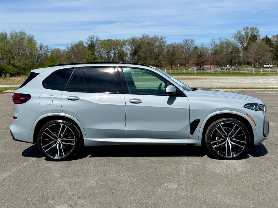 2025 BMW G05 X5 - Image 7 of 21