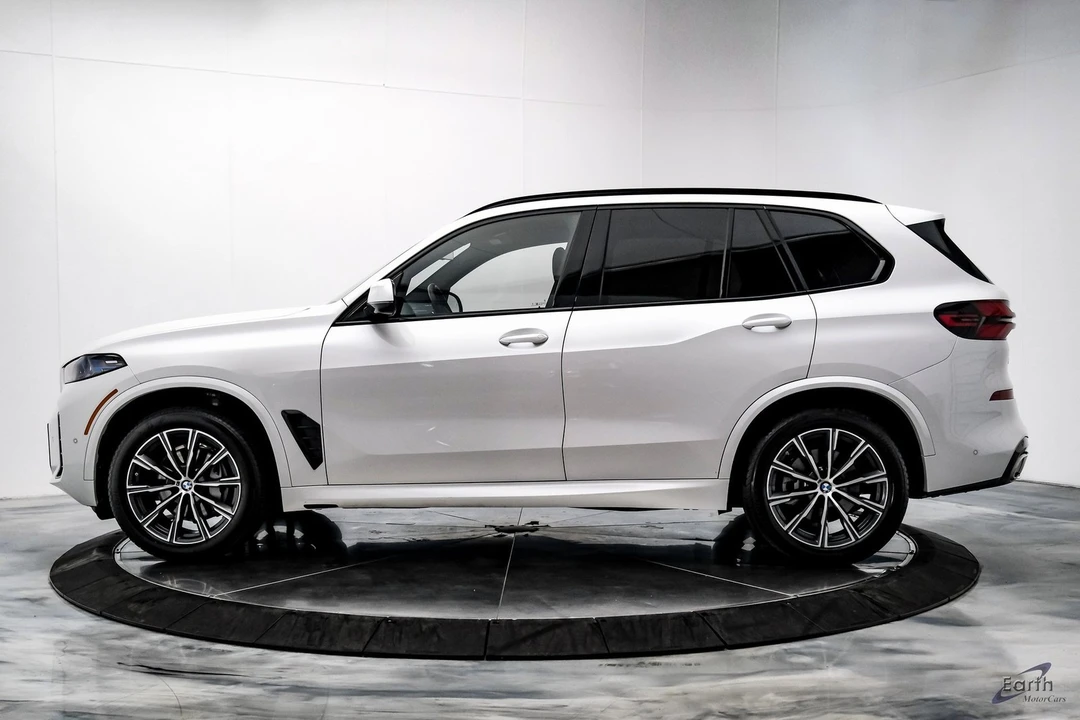 2025 BMW G05 X5 - Image 6 of 12