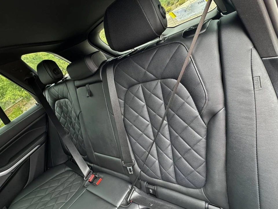 2025 BMW G05 X5 - Image 11 of 17