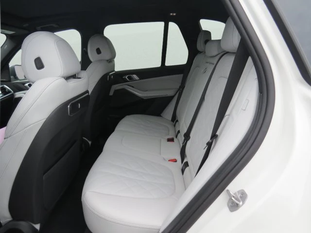 2025 BMW G05 X5 - Image 12 of 20