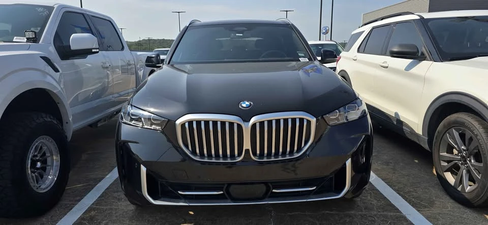 2025 BMW G05 X5 - Image 2 of 11