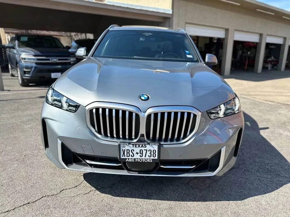 2025 BMW G05 X5 - Image 2 of 17
