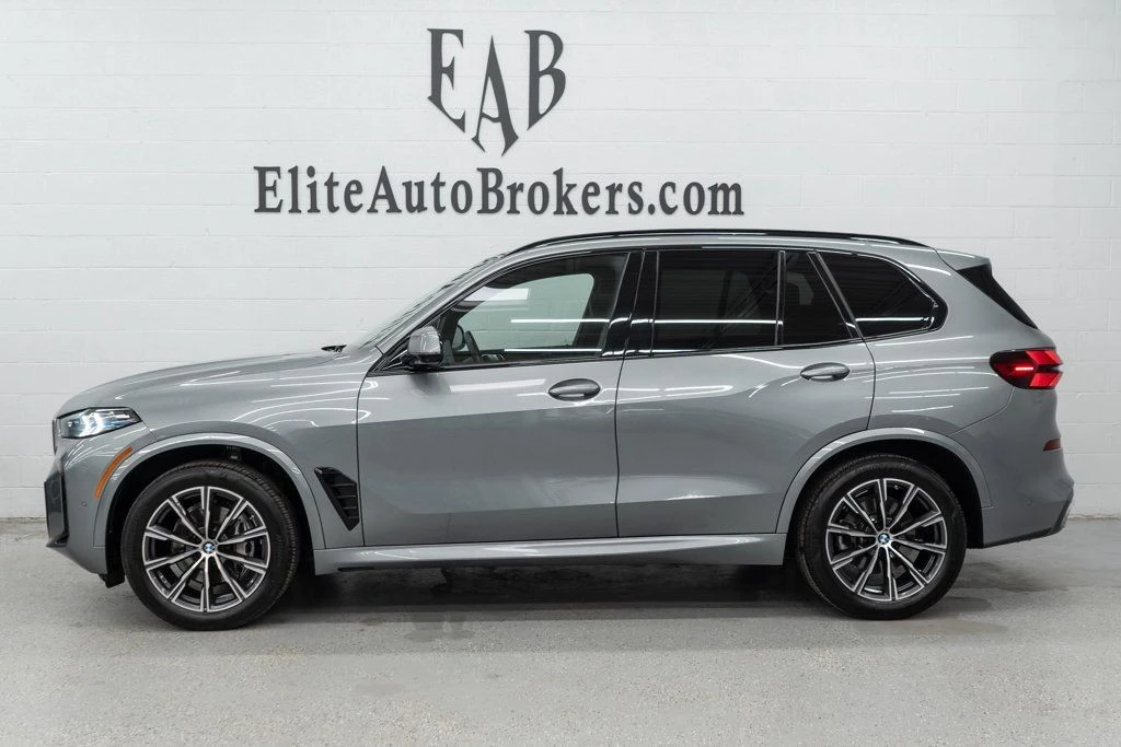 2025 BMW G05 X5 - Image 2 of 12