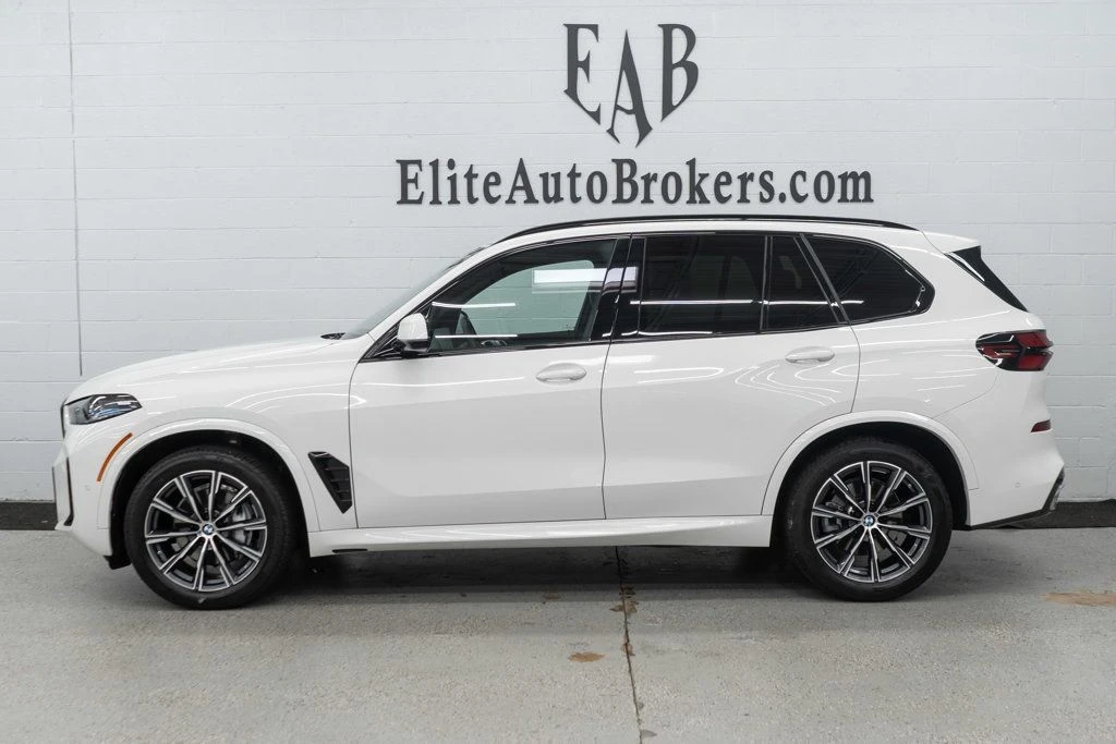 2025 BMW G05 X5 - Image 2 of 12