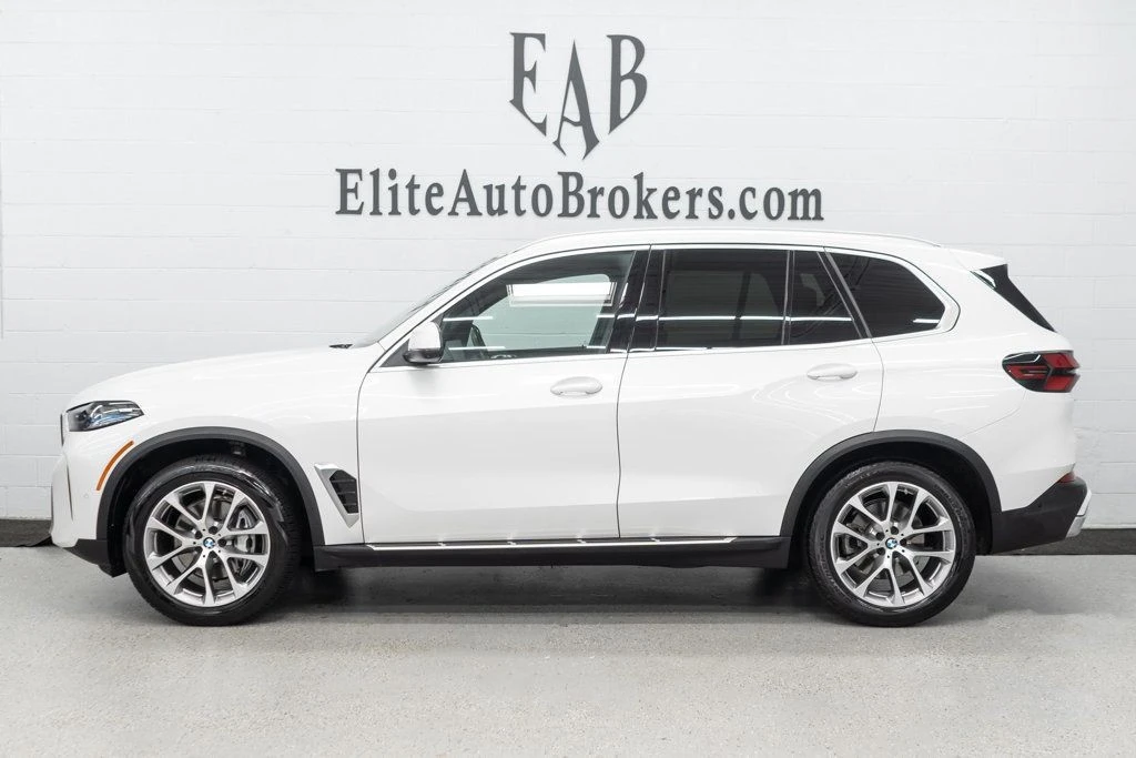 2025 BMW G05 X5 - Image 2 of 12