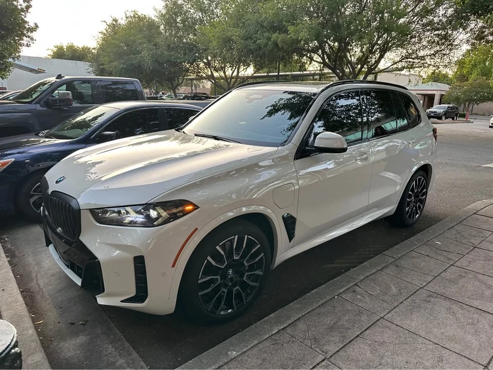 2025 BMW G05 X5 - Image 4 of 5