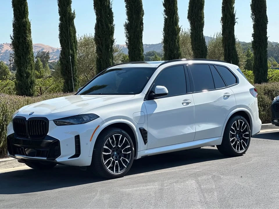 2025 BMW G05 X5 - Image 2 of 5