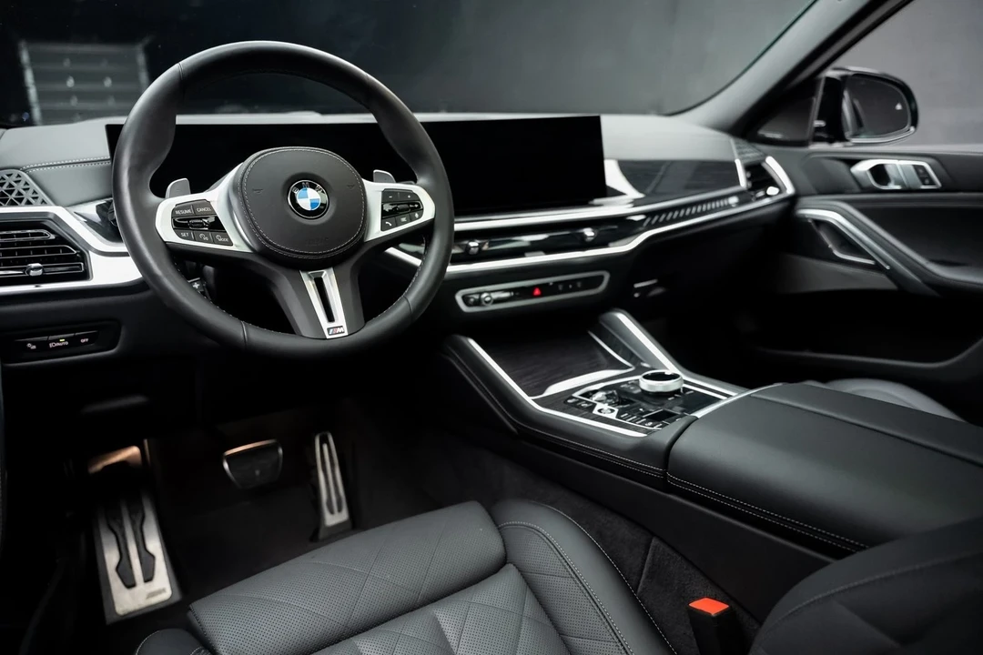2025 BMW G06 X6 - Image 2 of 12