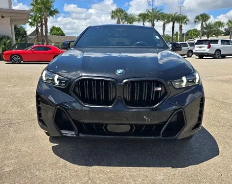 2025 BMW X6 M60i