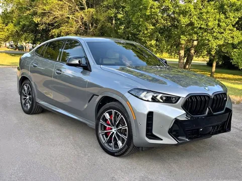 2025 BMW X6 M60i