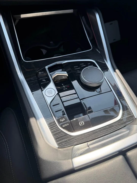 2025 BMW G06 X6 - Image 12 of 14