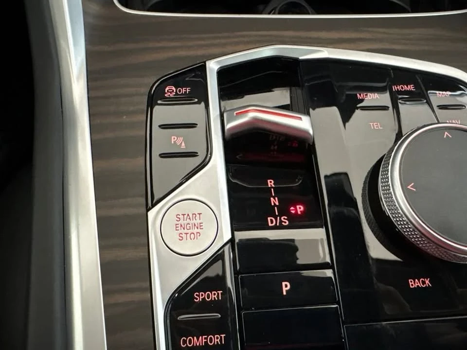 2025 BMW G06 X6 - Image 15 of 20