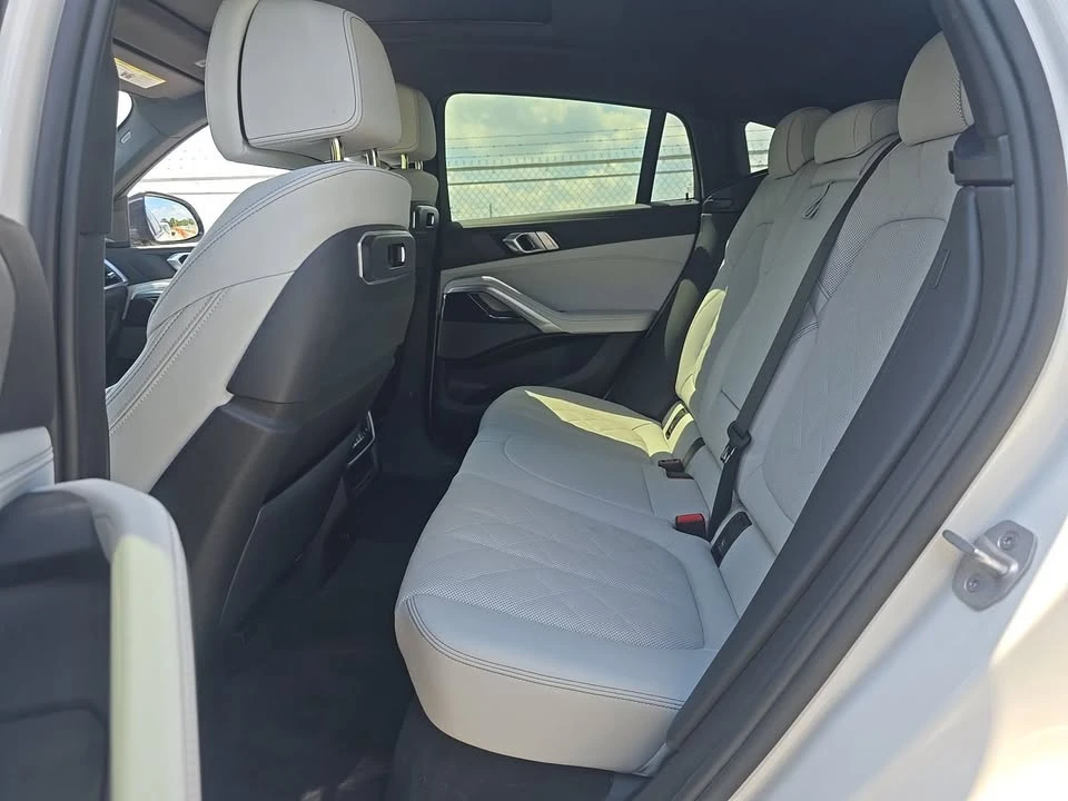 2025 BMW G06 X6 - Image 2 of 10