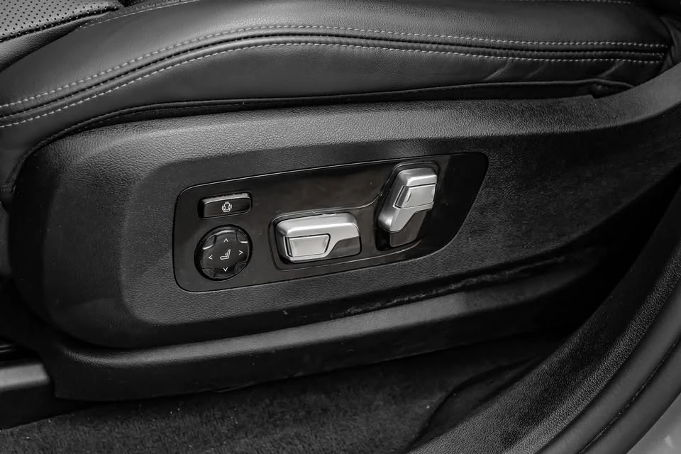 2025 BMW G06 X6 - Image 11 of 20