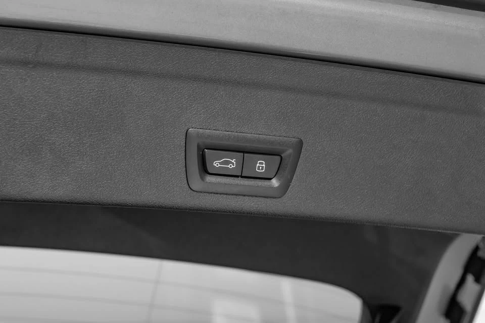 2025 BMW G06 X6 - Image 12 of 20