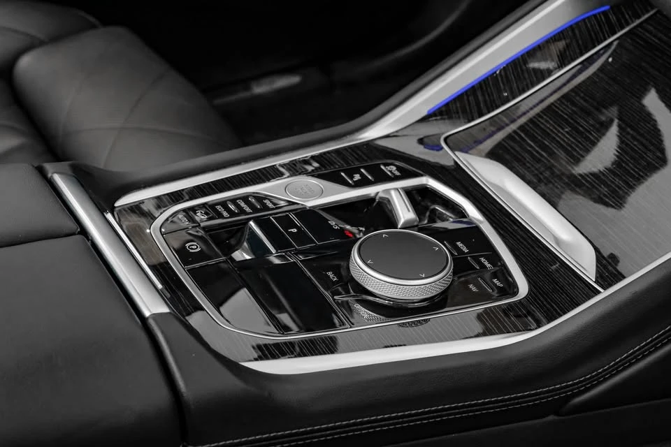 2025 BMW G06 X6 - Image 8 of 20