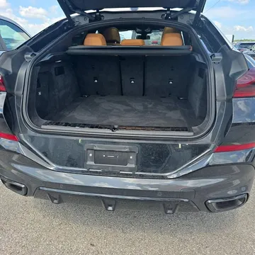 2025 BMW X6 xDrive40i