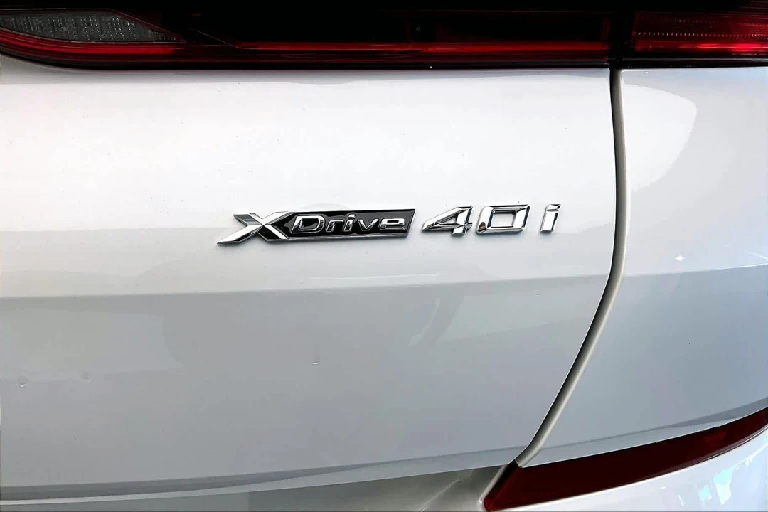 2025 BMW G06 X6 - Image 10 of 12