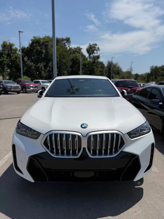 2025 BMW G06 X6 - Image 2 of 17