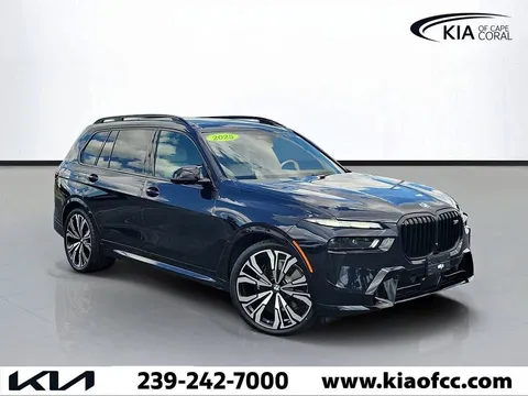 2025 BMW X7 M60i