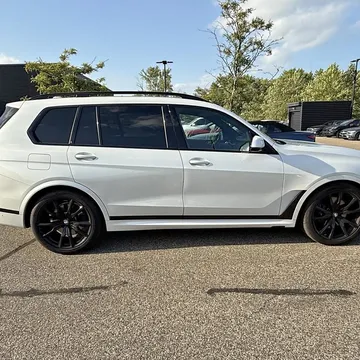 2025 BMW X7 X-Drive 40i