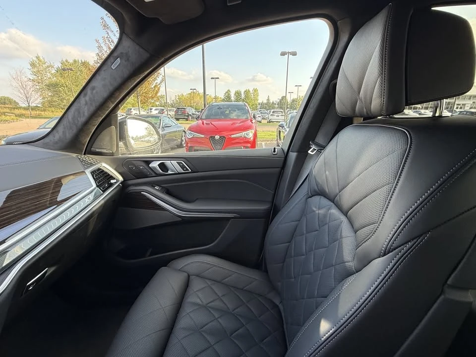 2025 BMW G07 X7 - Image 8 of 10