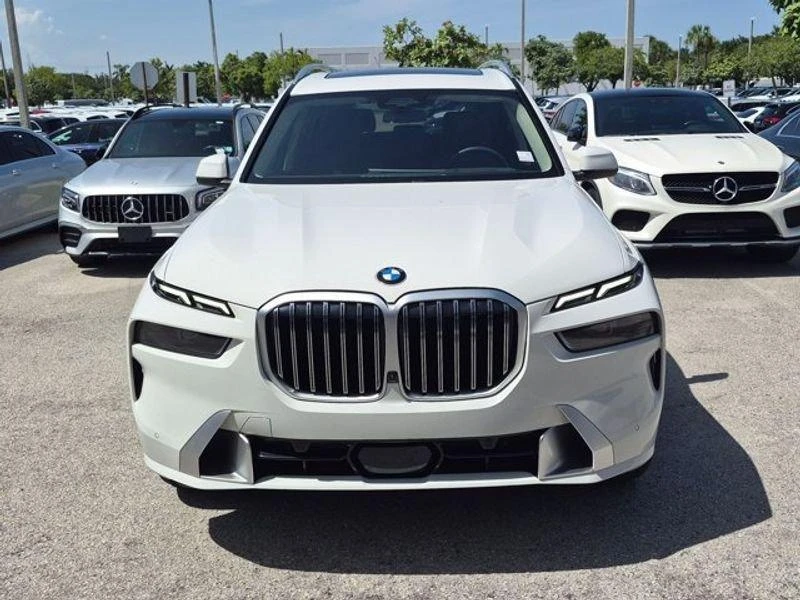 2025 BMW G07 X7 - Image 2 of 11