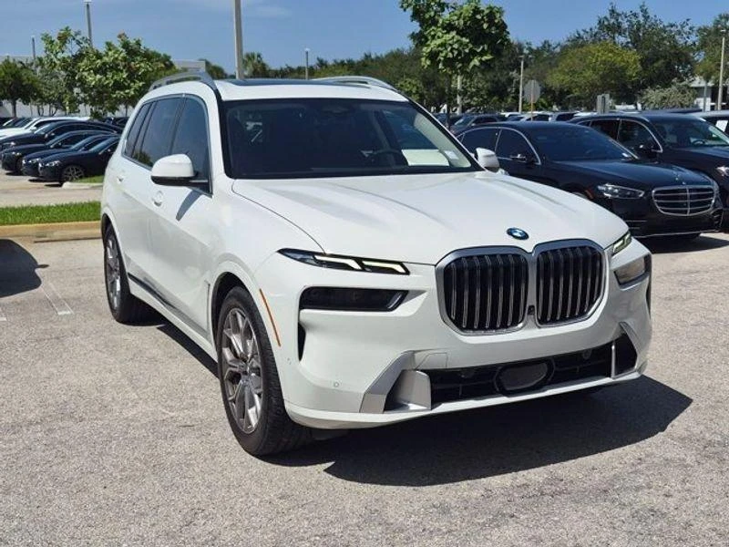 2025 BMW G07 X7 - Image 3 of 11