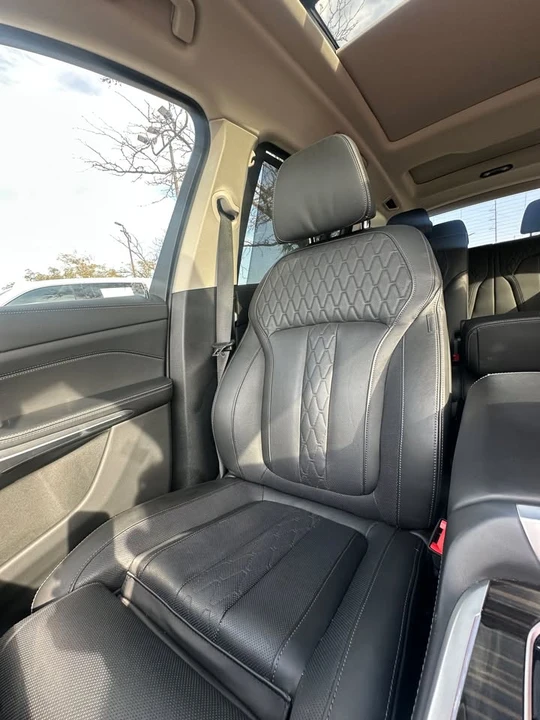 2025 BMW G07 X7 - Image 11 of 15