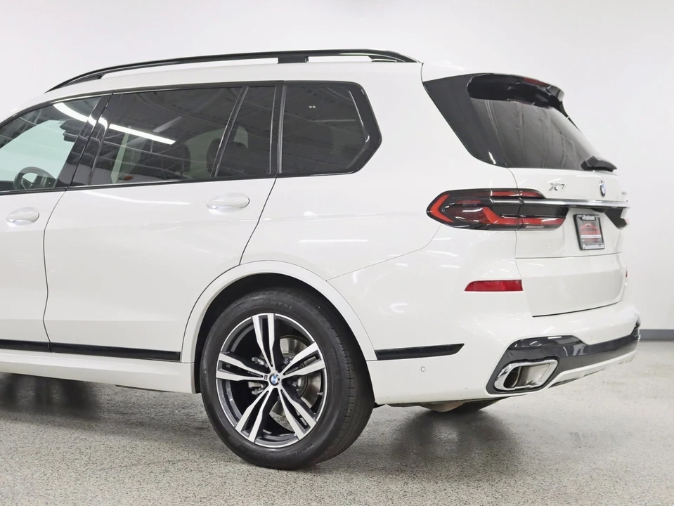 2025 BMW G07 X7 - Image 10 of 21