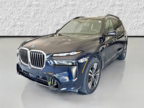 2025 BMW X7 xDrive40i