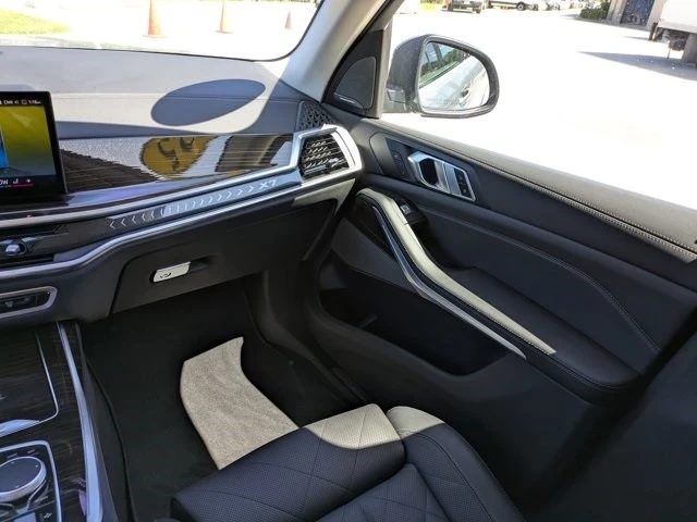 2025 BMW G07 X7 - Image 13 of 21