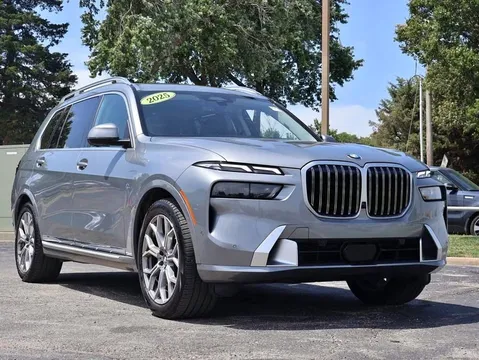 2025 BMW X7 xDrive40i