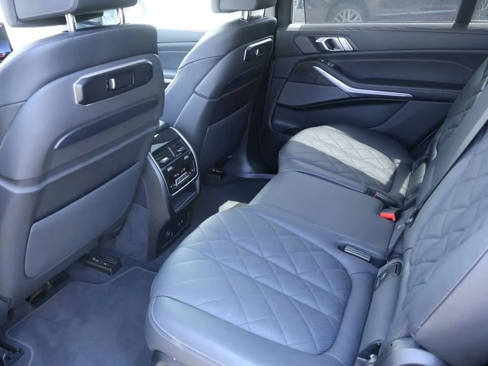 2025 BMW G07 X7 - Image 7 of 11