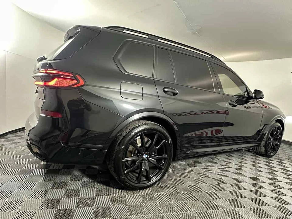 2025 BMW G07 X7 - Image 9 of 21