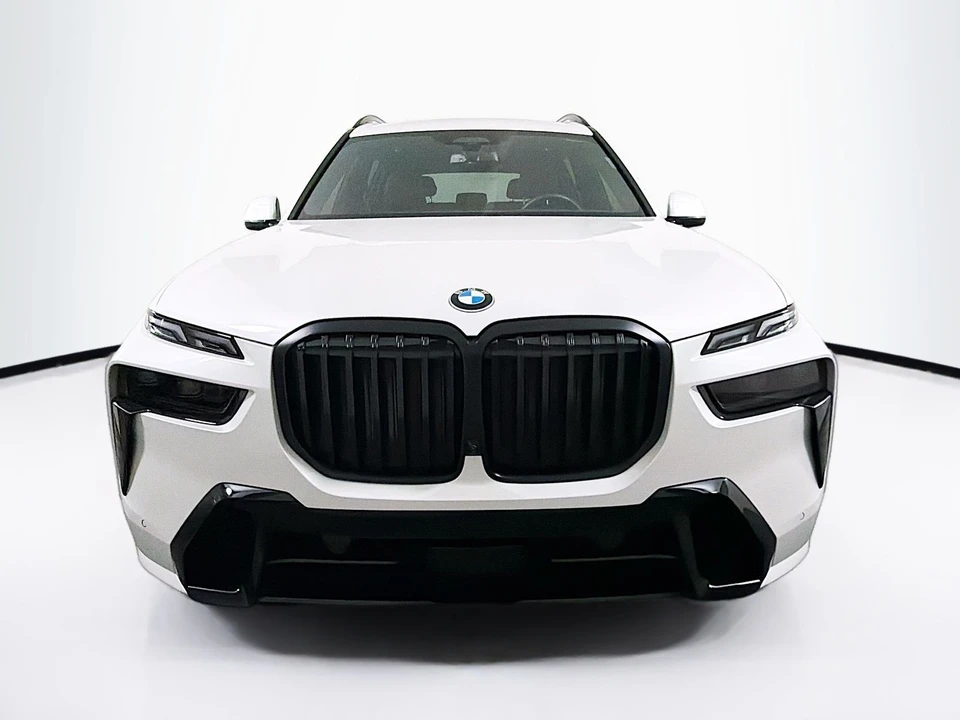2025 BMW G07 X7 - Image 2 of 21