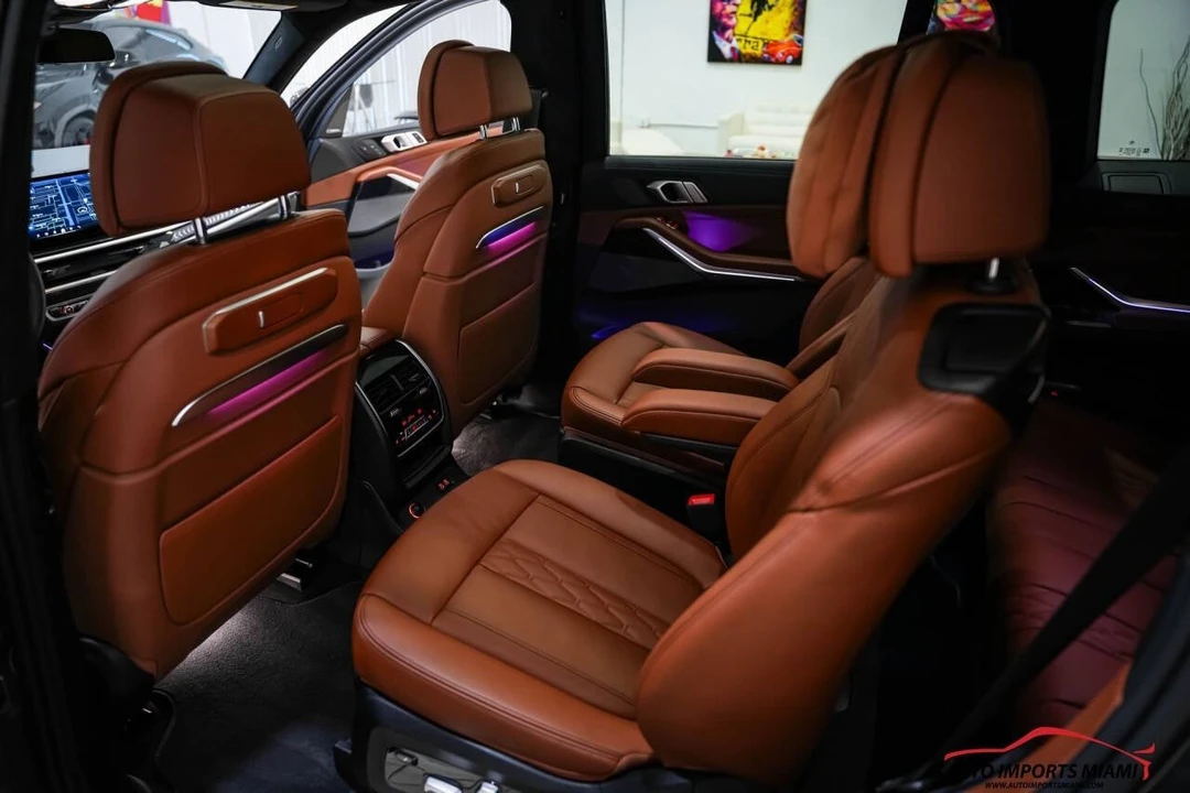 2025 BMW G07 X7 - Image 9 of 12